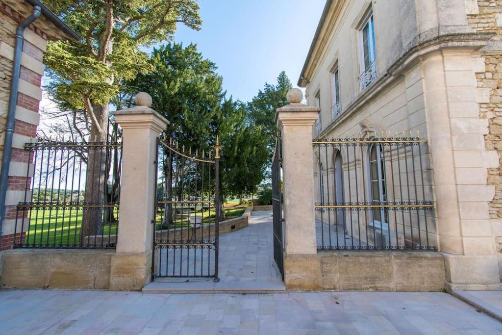 הוילה Aigues-Vives  Domaine Mas Begon מראה חיצוני תמונה